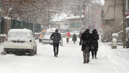 Ağrı’da eğitime kar mahzuru